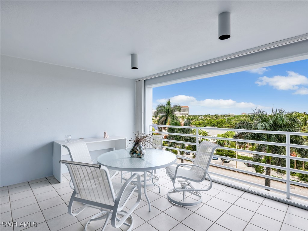 4751 Gulf Shore Boulevard N #602 Naples FL 34103 225079521 image12