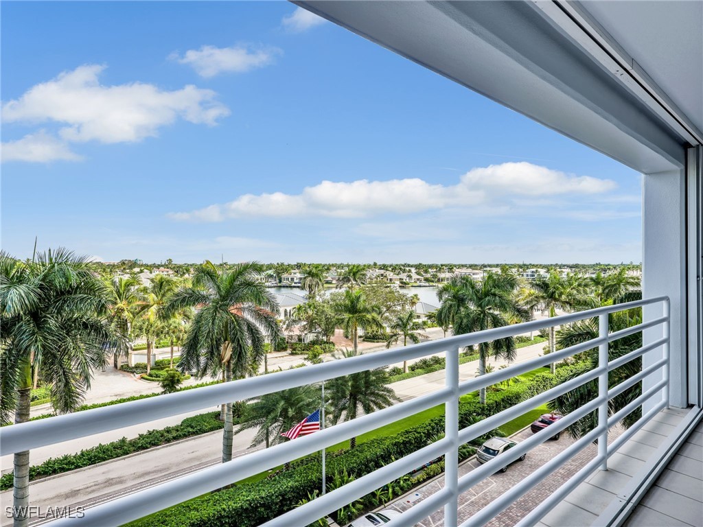 4751 Gulf Shore Boulevard N #602 Naples FL 34103 225079521 image8