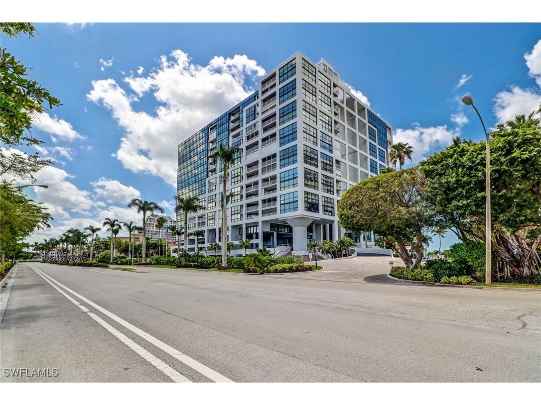 4751 Gulf Shore Boulevard N #702 Naples FL 34103 226004529 image1