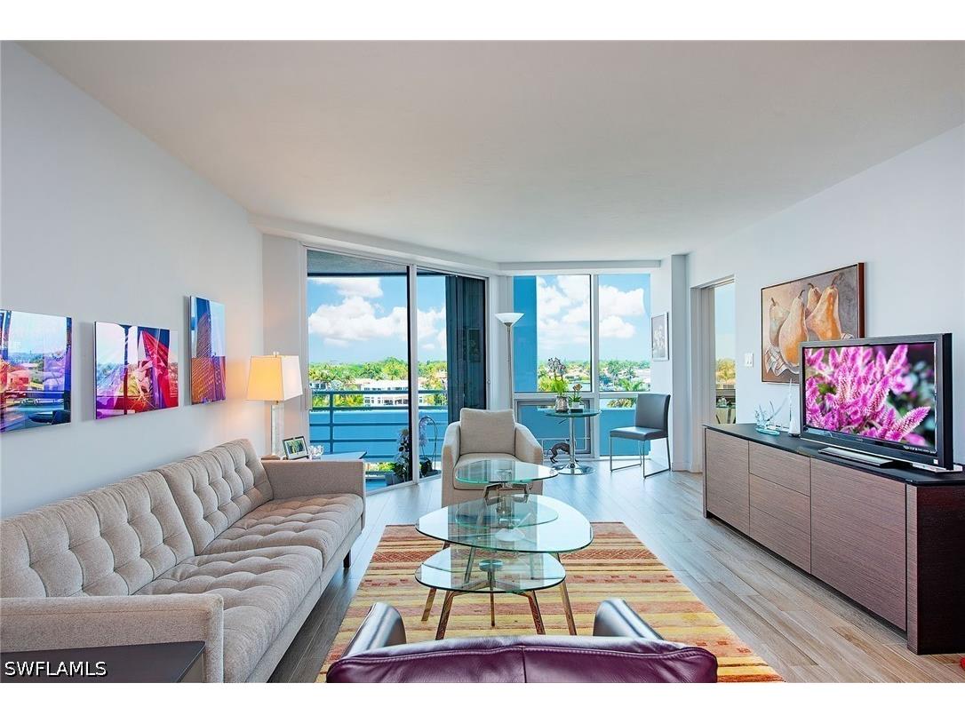 4751 Gulf Shore Boulevard N #704 Naples FL 34103 226014536 image1