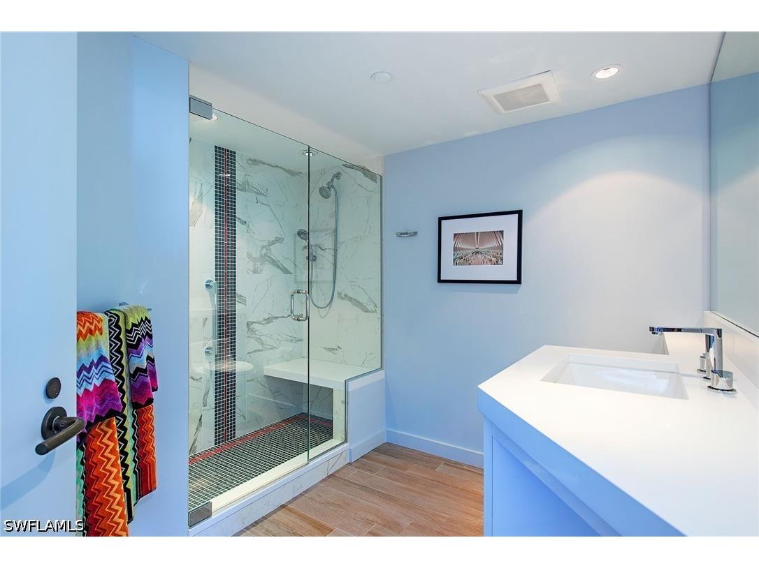 4751 Gulf Shore Boulevard N #704 Naples FL 34103 226014536 image10