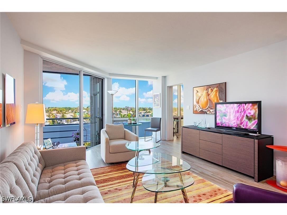 4751 Gulf Shore Boulevard N #704 Naples FL 34103 226014536 image2