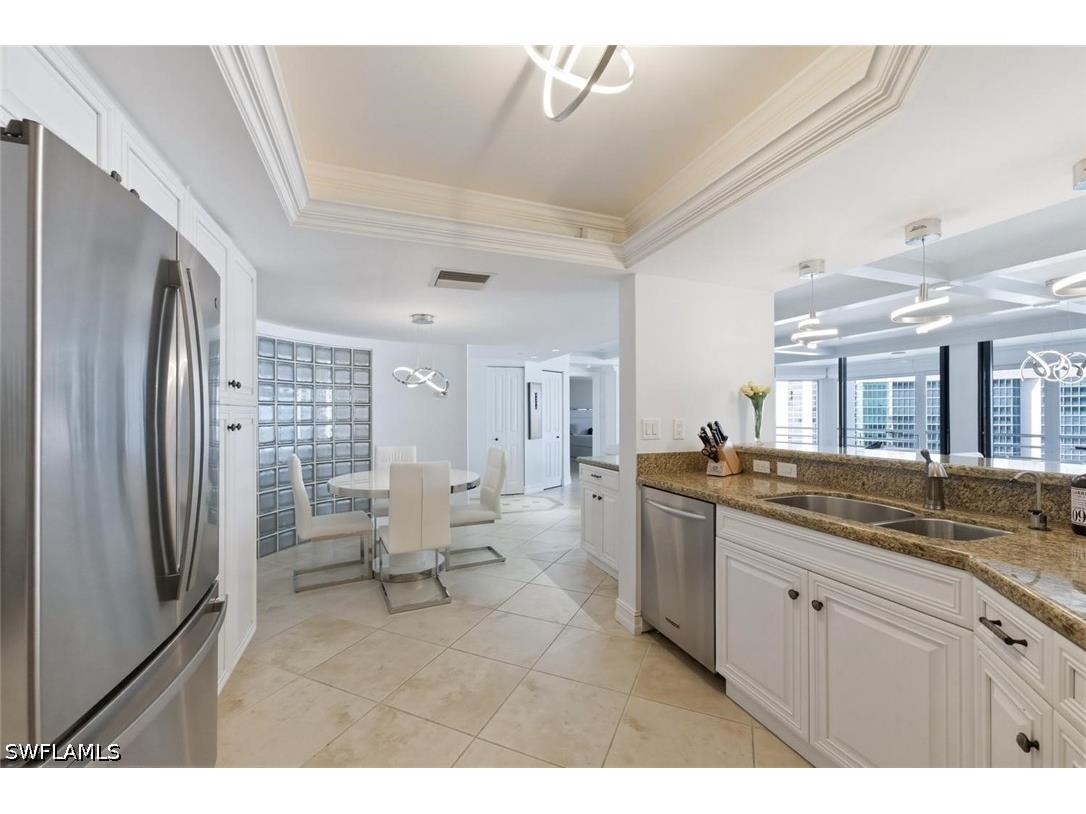 4751 Gulf Shore Boulevard N #PH7 Naples FL 34103 226016379 image14
