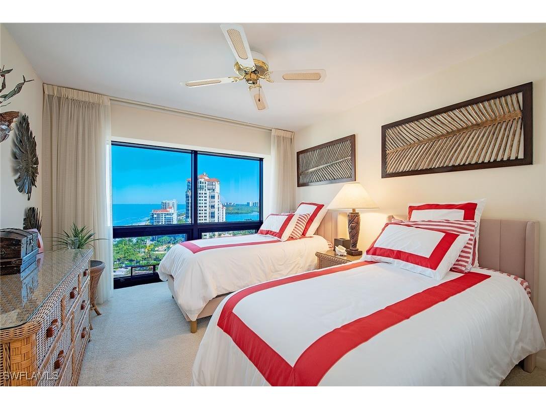 4751 Gulf Shore Boulevard N #PH8 Naples FL 34103 226005493 image10