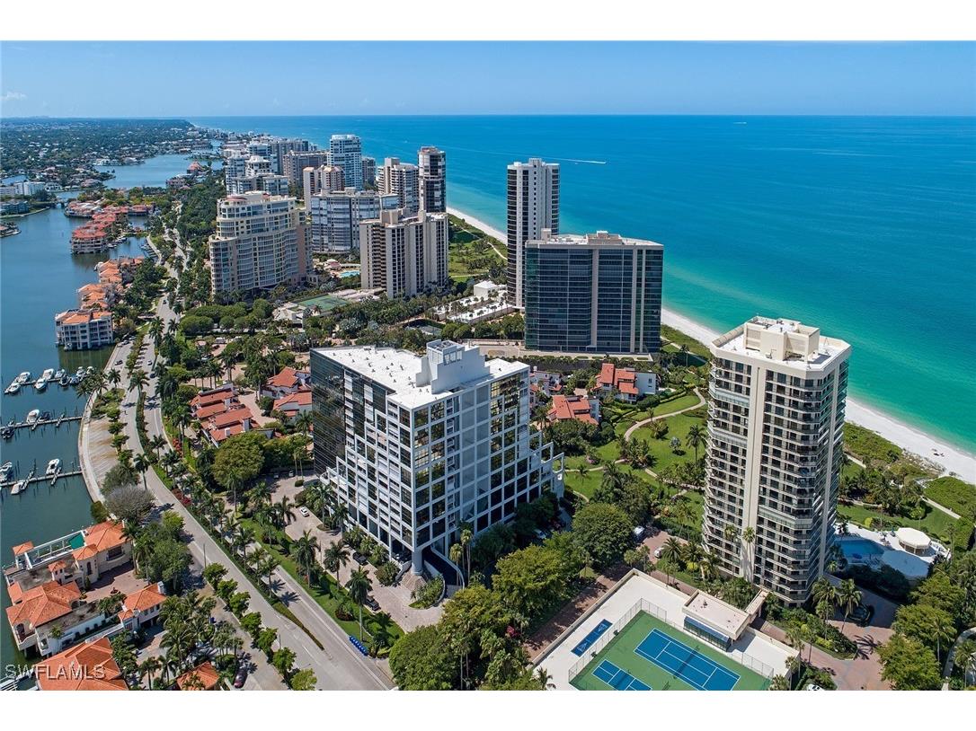 4751 Gulf Shore Boulevard N #PH8 Naples FL 34103 226005493 image16