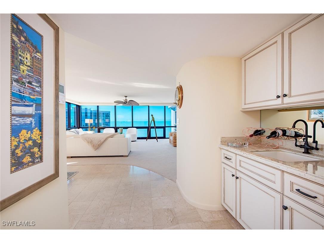 4751 Gulf Shore Boulevard N #PH8 Naples FL 34103 226005493 image9