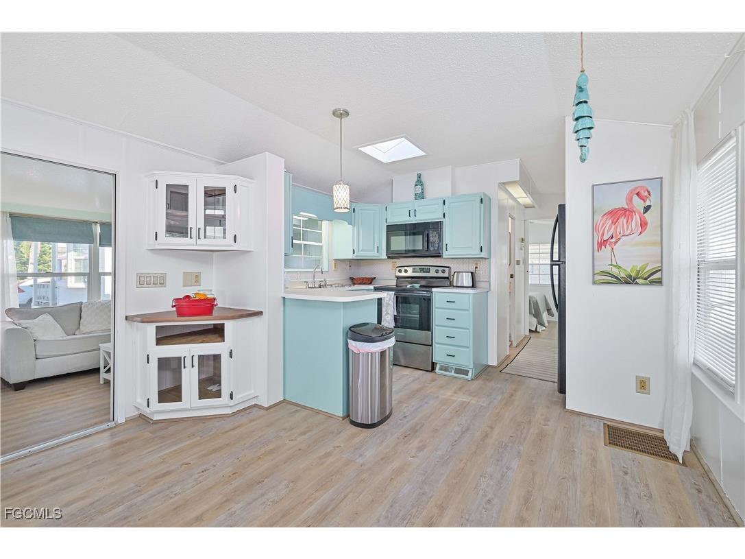 4751 Liberty Lane W Estero FL 33928 2025020833 image12