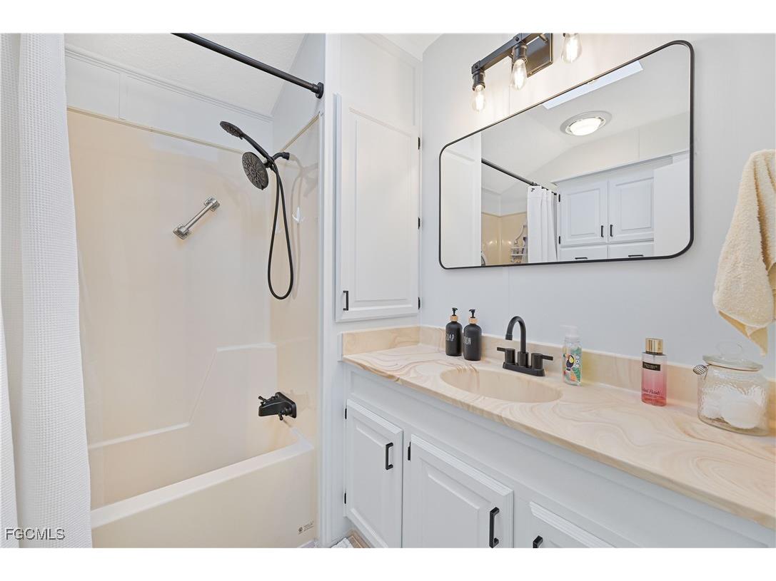 4751 Liberty Lane W Estero FL 33928 2025020833 image17