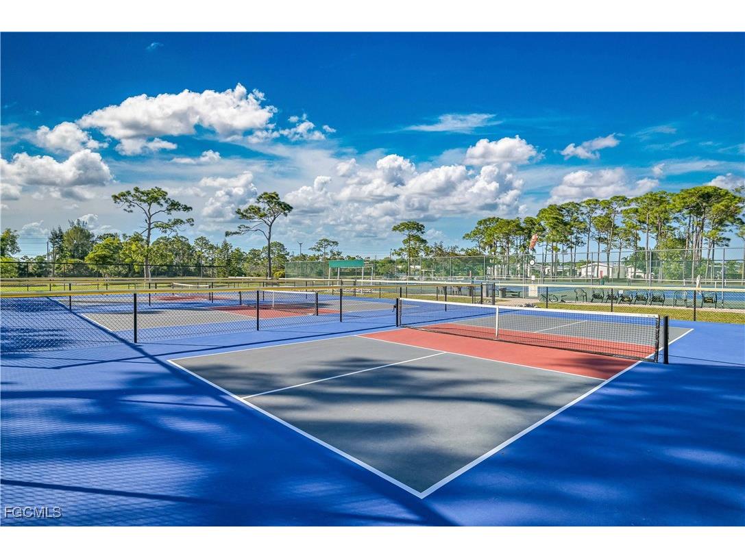 4751 Liberty Lane W Estero FL 33928 2025020833 image21