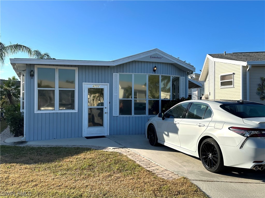 4751 Liberty Lane W Estero FL 33928 223021500 image1