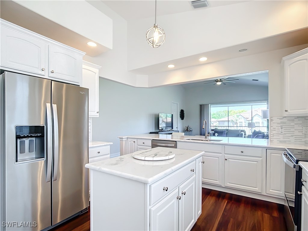 4752 Stratford Court #1404 Naples FL 34105 225058777 image10