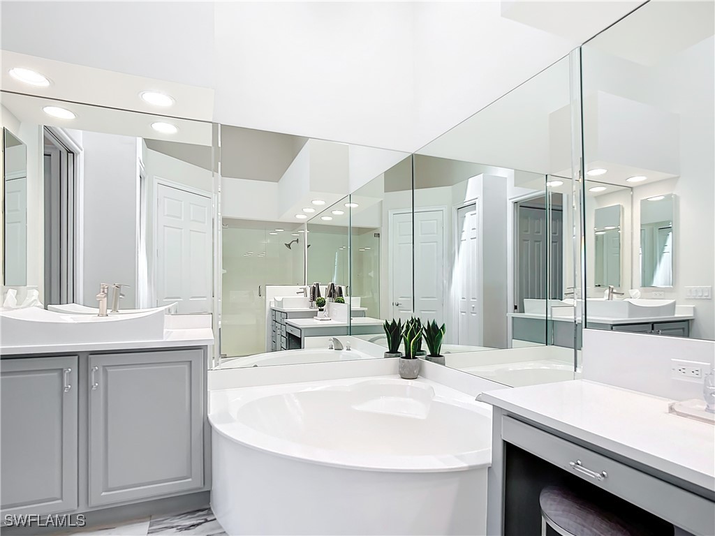 4752 Stratford Court #1404 Naples FL 34105 225058777 image29