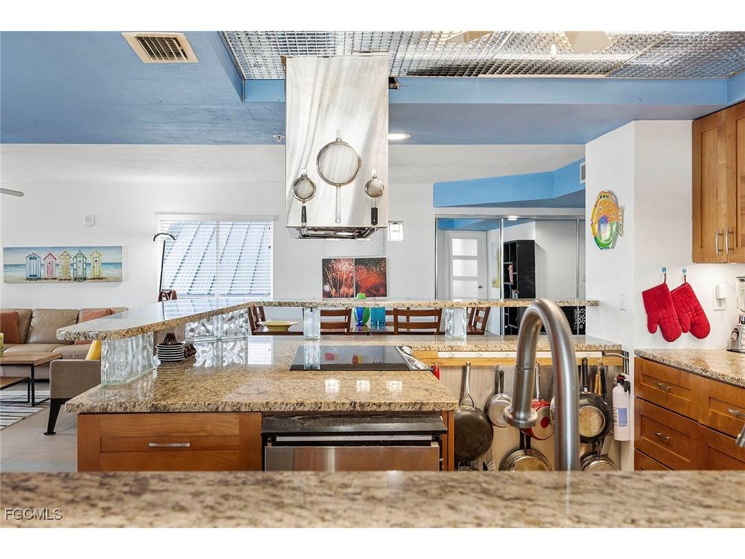 4753 Estero Boulevard #105 Fort Myers Beach FL 33931 2026000442 image6