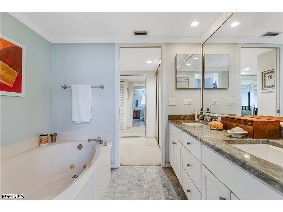4753 Estero Boulevard #905 Fort Myers Beach FL 33931 2026017285 image12