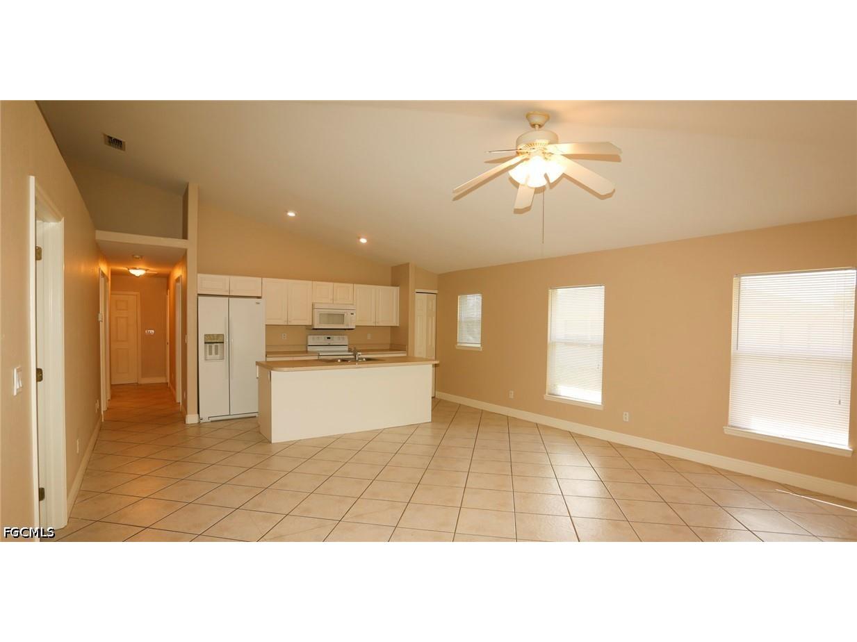 4754 Leonard Boulevard S Lehigh Acres FL 33973 2026024802 image4