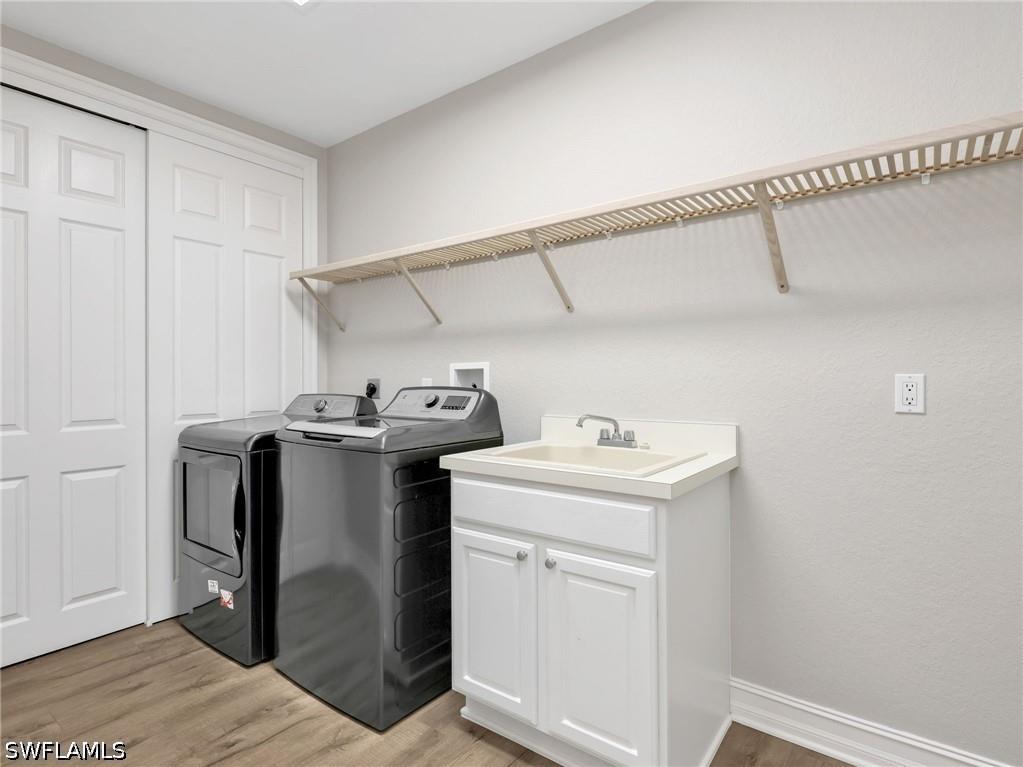 4758 Stratford Court #1302 Naples FL 34105 226023081 image25