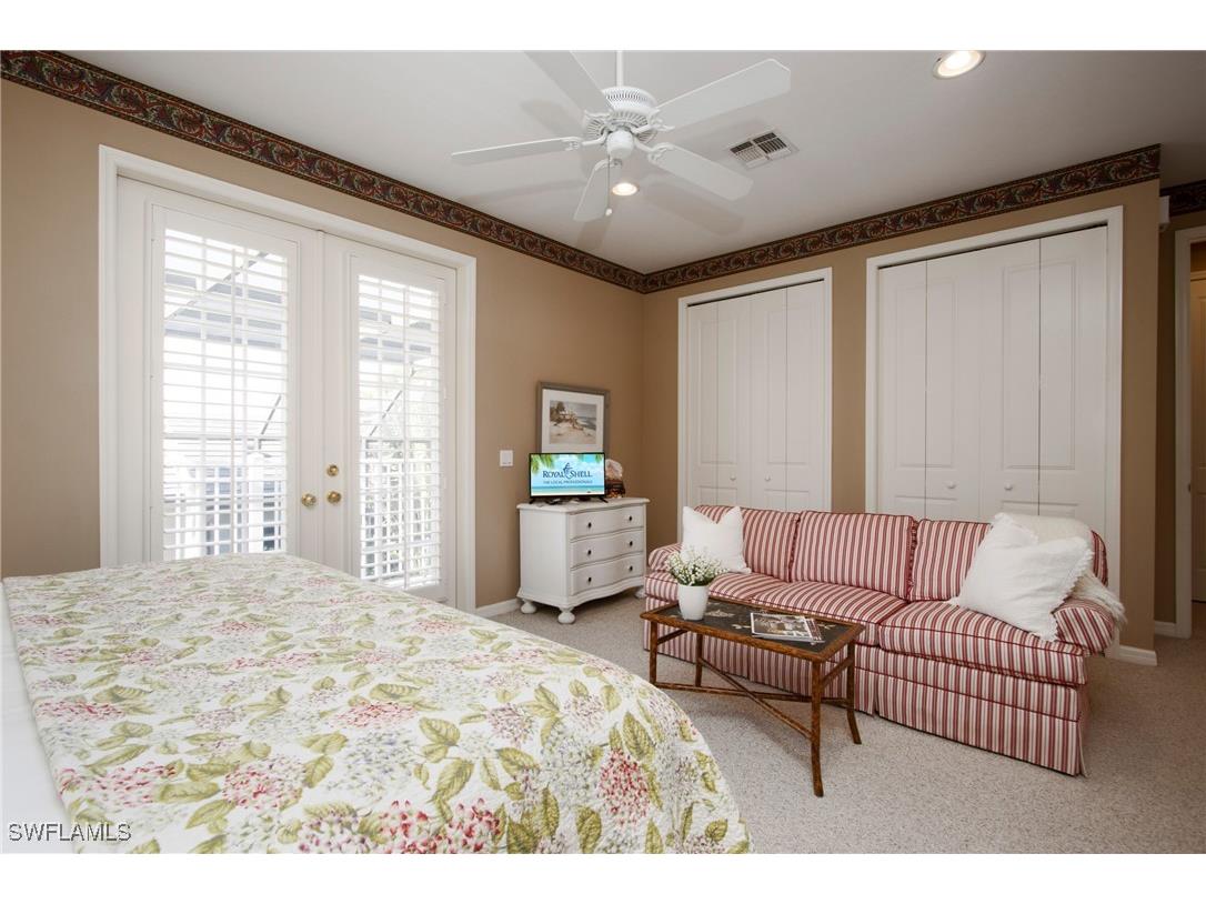 476 1st Avenue N Naples FL 34102 226001787 image13