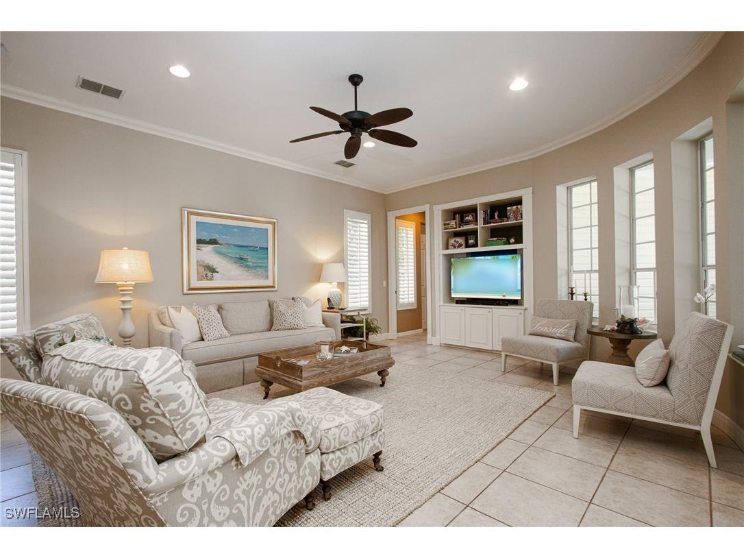 476 1st Avenue N Naples FL 34102 226001787 image2