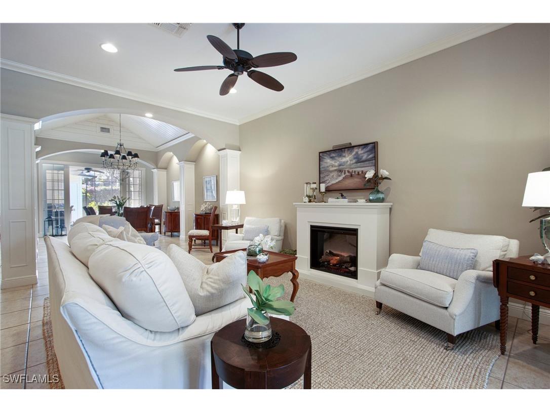 476 1st Avenue N Naples FL 34102 226001787 image27