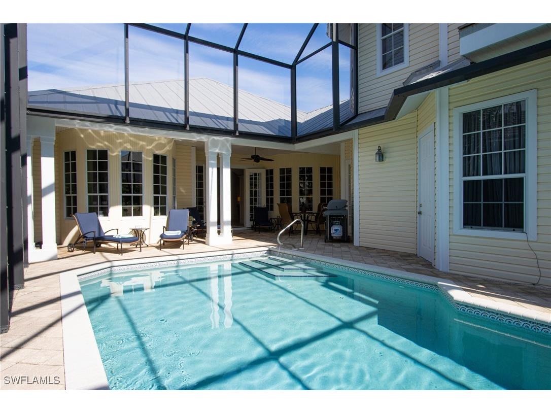 476 1st Avenue N Naples FL 34102 226001787 image35