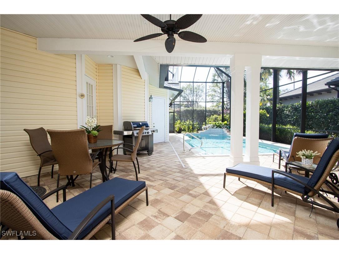 476 1st Avenue N Naples FL 34102 226001787 image39