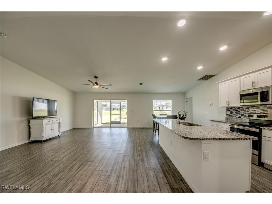 476 NE 3rd Avenue Cape Coral FL 33909 224072581 image11