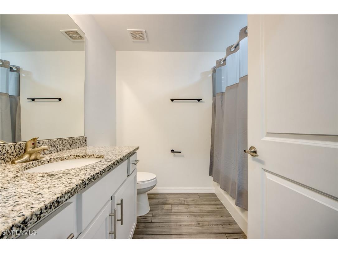 476 NE 3rd Avenue Cape Coral FL 33909 224072581 image32