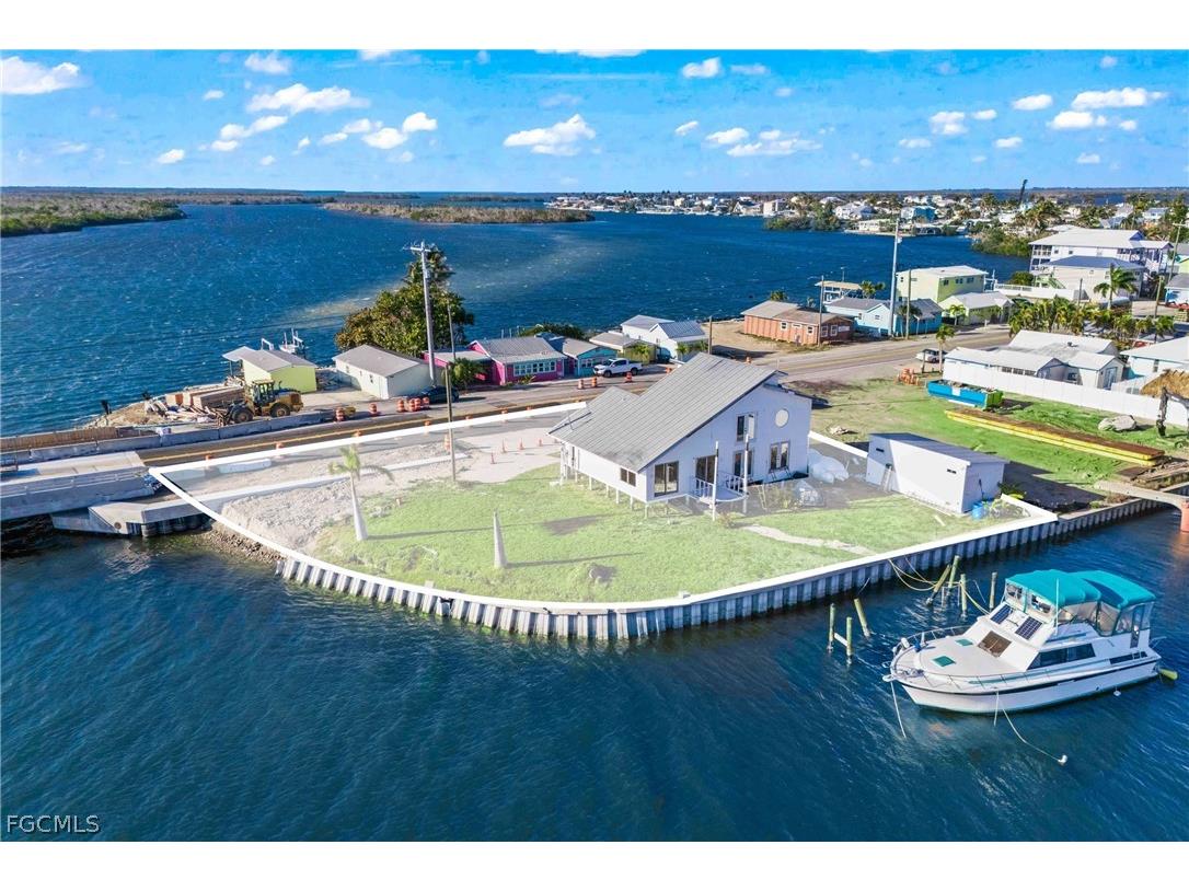 4767 Pine Island Road NW Matlacha FL 33993 2026006225 image10