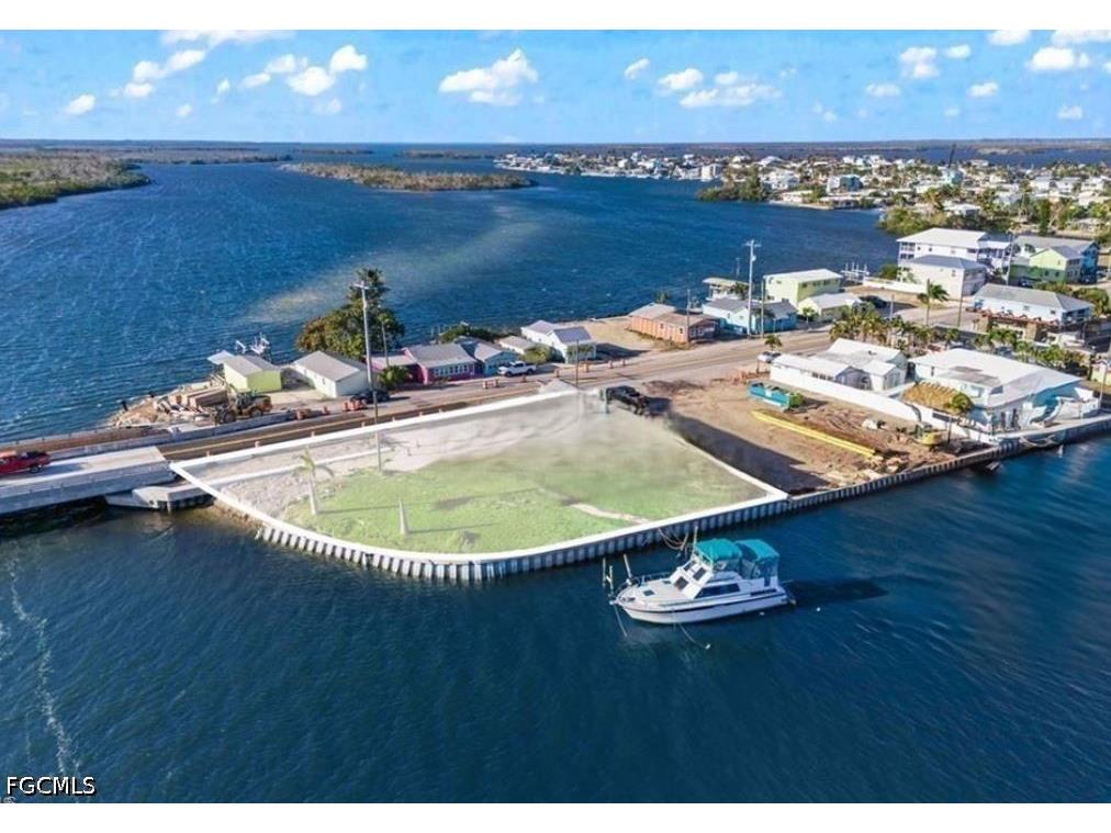 4767 Pine Island Road NW Matlacha FL 33993 2026017764 image9