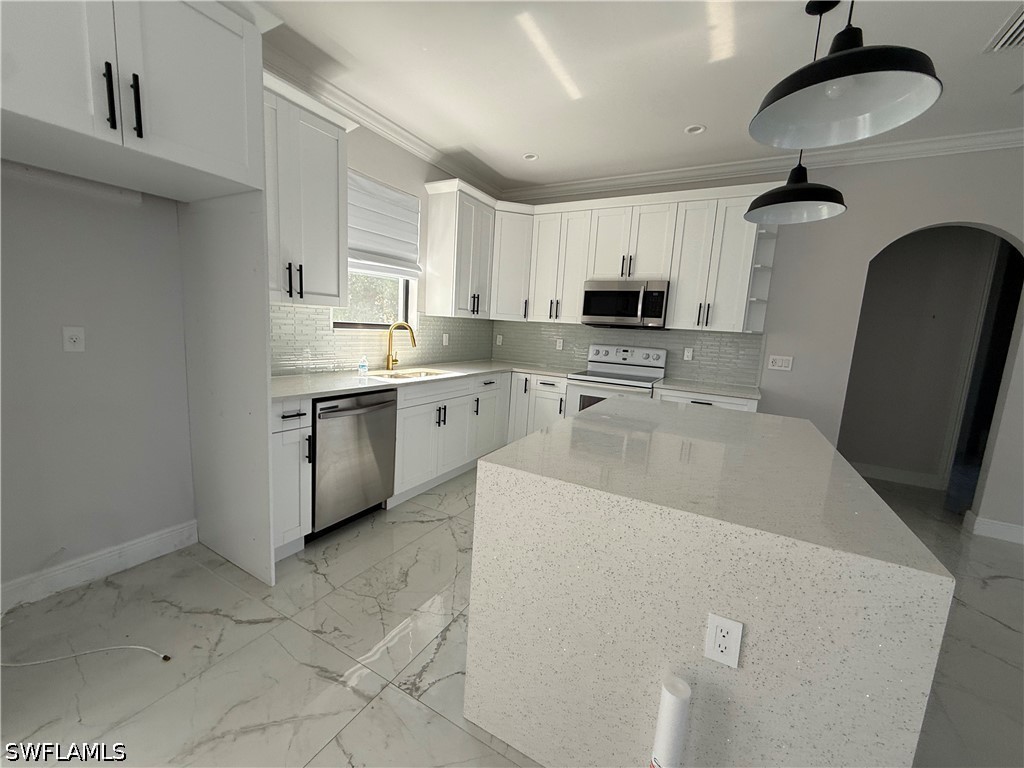 4768 40th Street NE Naples FL 34120 226018571 image6