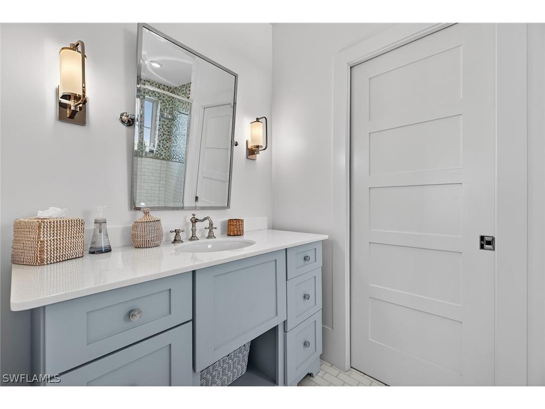 477 3rd Avenue S #2 Naples FL 34102 226009186 image25