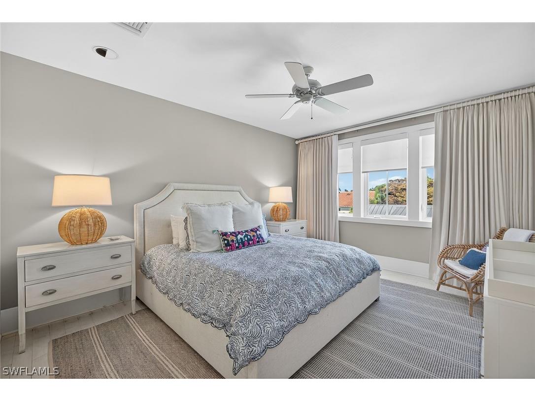 477 3rd Avenue S #2 Naples FL 34102 226009186 image26