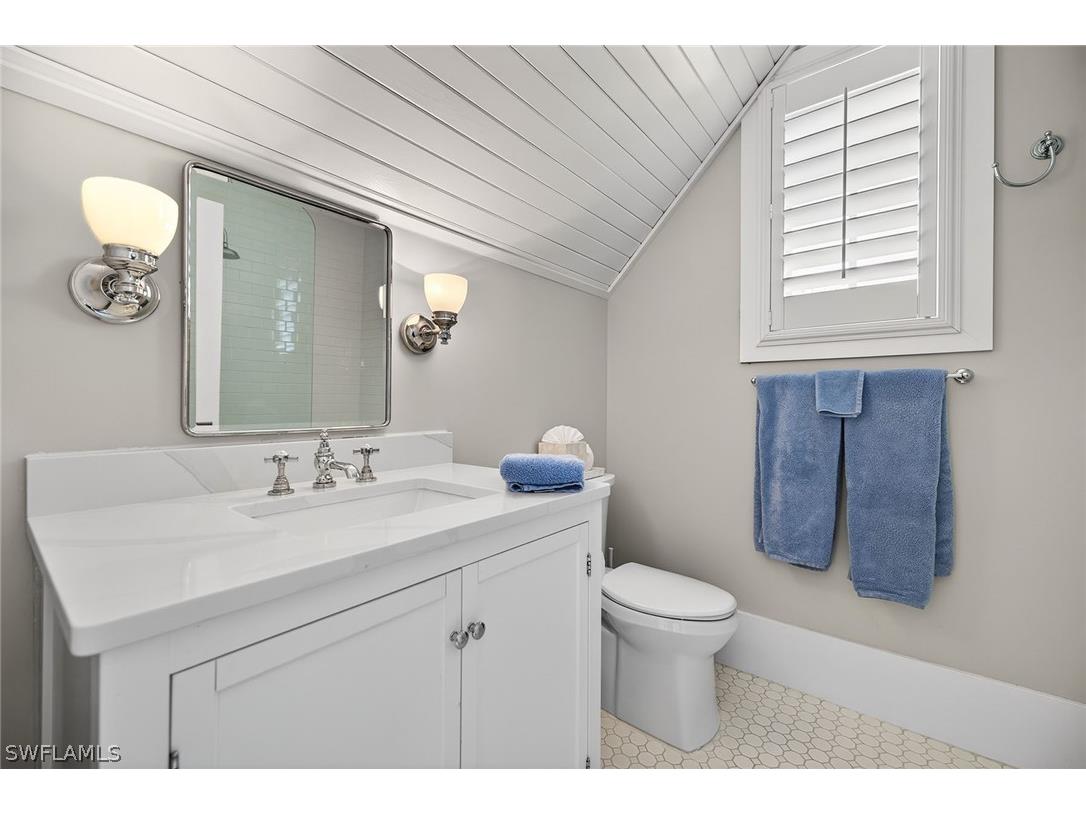 477 3rd Avenue S #2 Naples FL 34102 226009186 image27