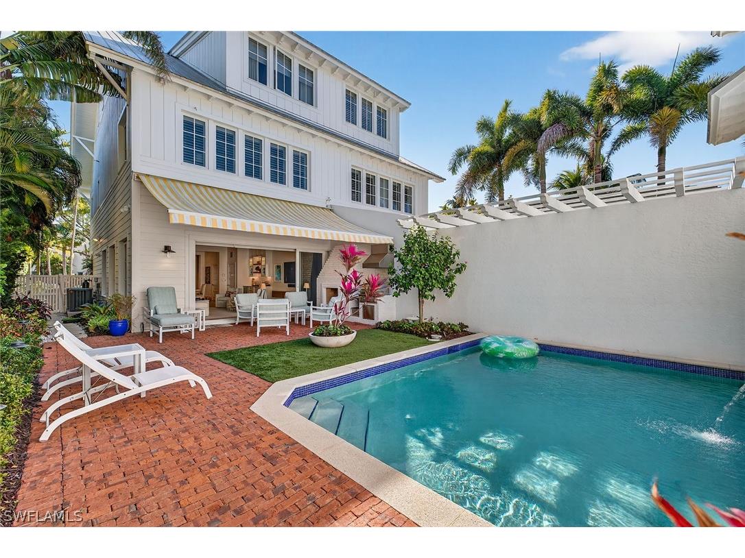 477 3rd Avenue S #2 Naples FL 34102 226009186 image31