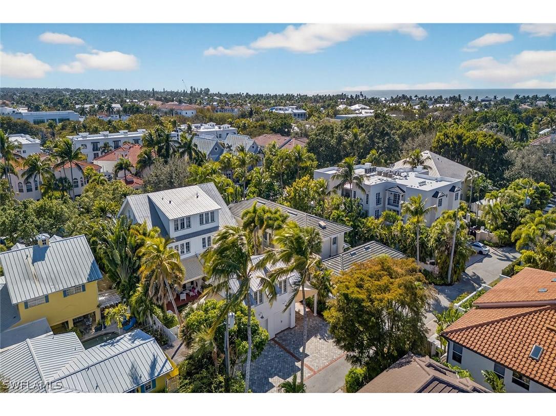 477 3rd Avenue S #2 Naples FL 34102 226009186 image32