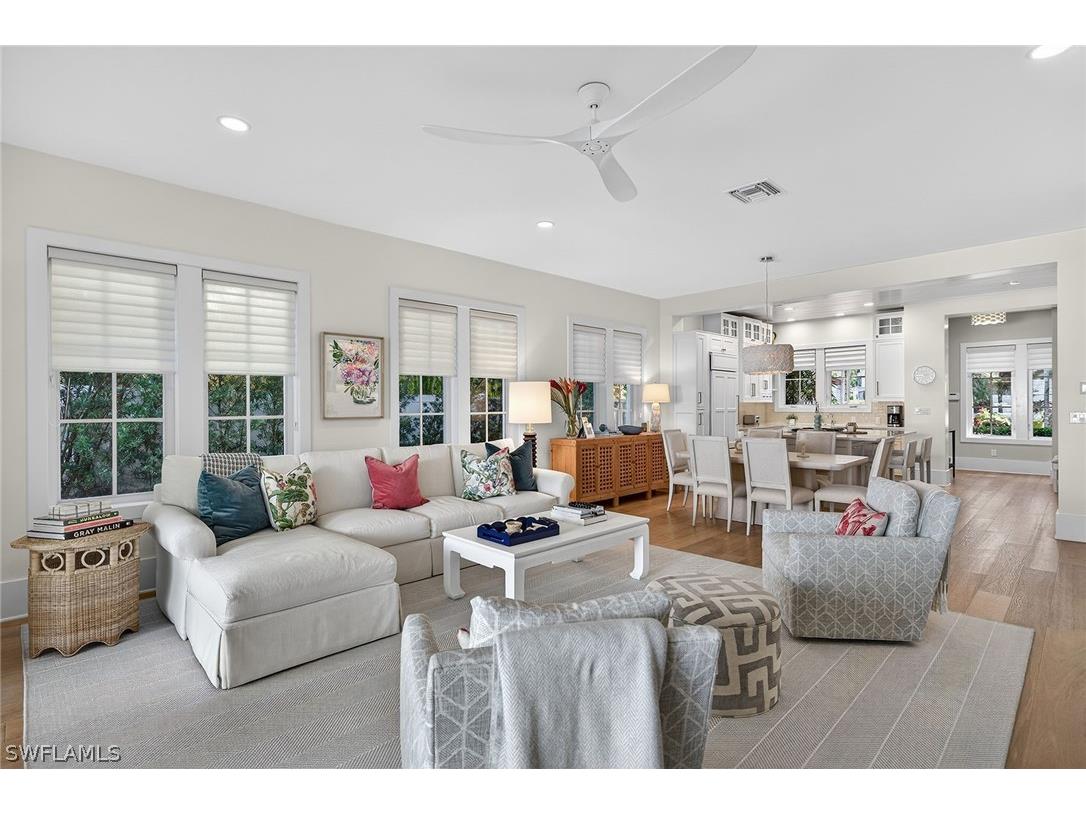 477 3rd Avenue S #2 Naples FL 34102 226009186 image6