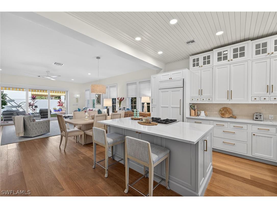 477 3rd Avenue S #2 Naples FL 34102 226009186 image9