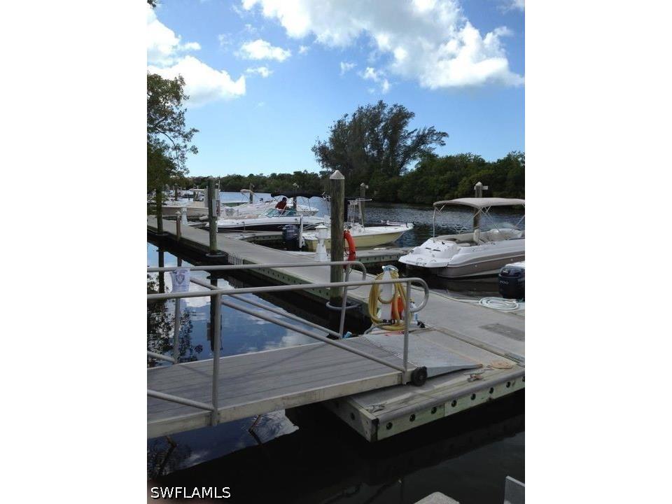 477 North Road Naples FL 34104 226025505 image3