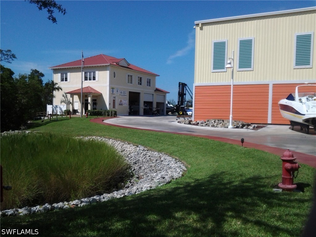 477 North Road Naples FL 34104 226025505 image4