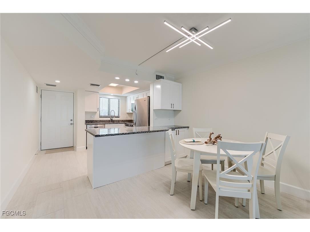 4770 Estero Boulevard #109 Fort Myers Beach FL 33931 2025017602 image8