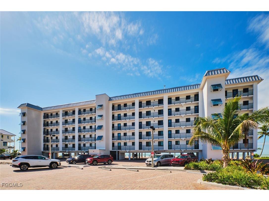 4770 Estero Boulevard #402 Fort Myers Beach FL 33931 2025020133 image1