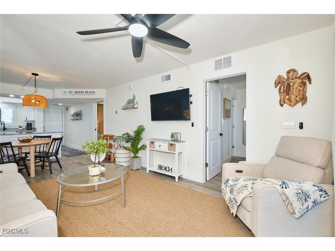 4770 Estero Boulevard #402 Fort Myers Beach FL 33931 2025020133 image13