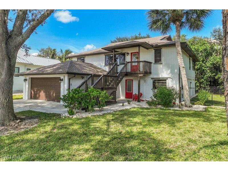 4770 Pembrooke Lane Bonita Springs FL 34134 224072290 image1