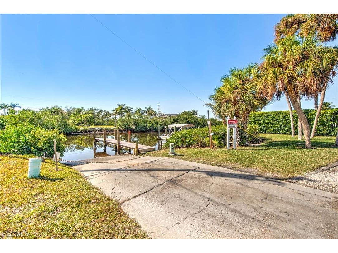 4771 Palmetto Terrace Estero FL 33928 2026011260 image32