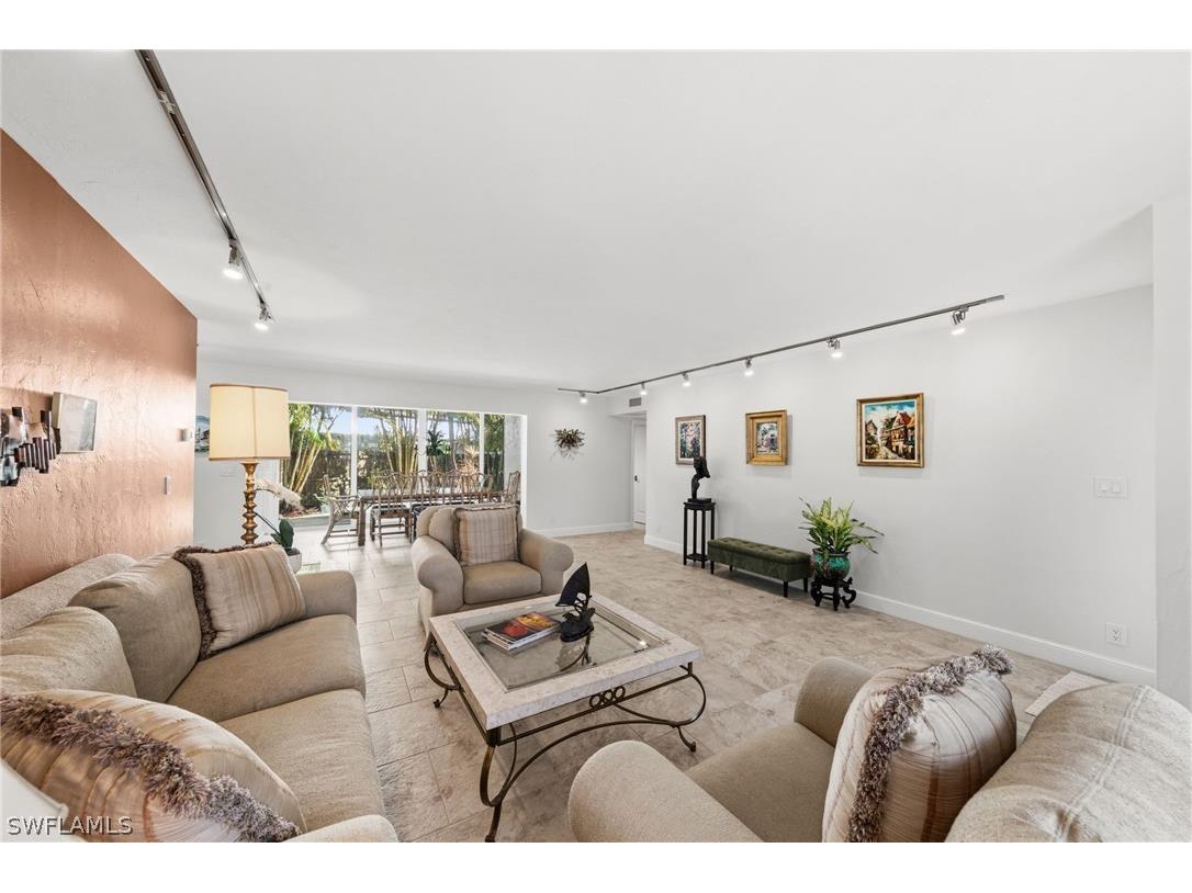 4772 West Boulevard #E102 Naples FL 34103 226011706 image11