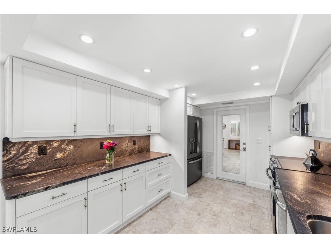 4772 West Boulevard #E102 Naples FL 34103 226011706 image17