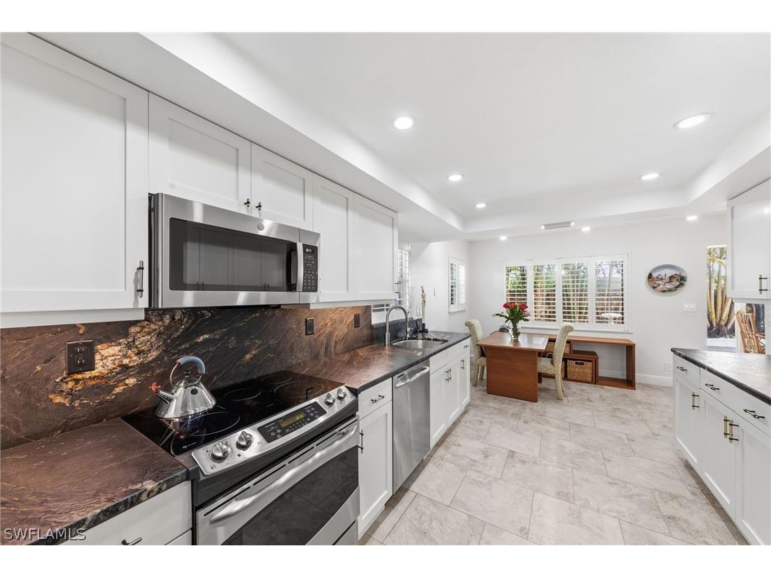 4772 West Boulevard #E102 Naples FL 34103 226011706 image18