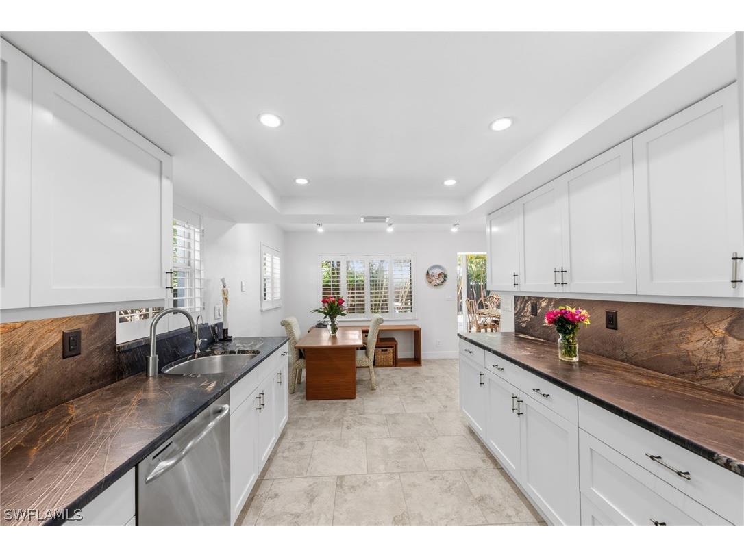 4772 West Boulevard #E102 Naples FL 34103 226011706 image19