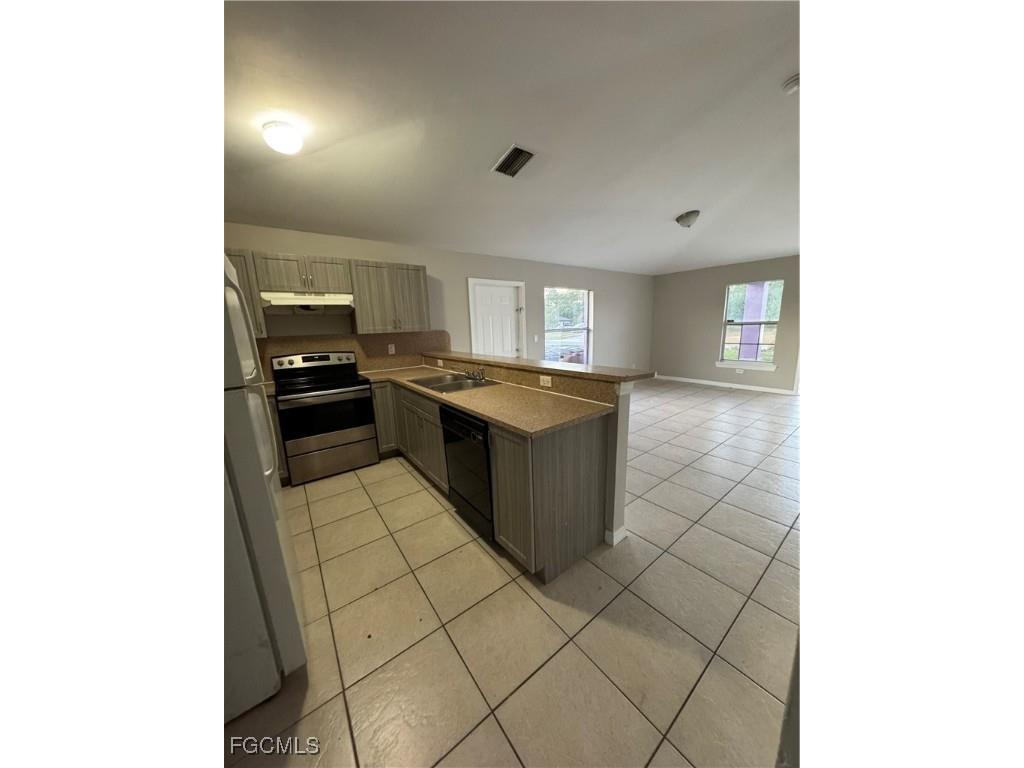 4773 Jordan Avenue Lehigh Acres FL 33973 2025019065 image4