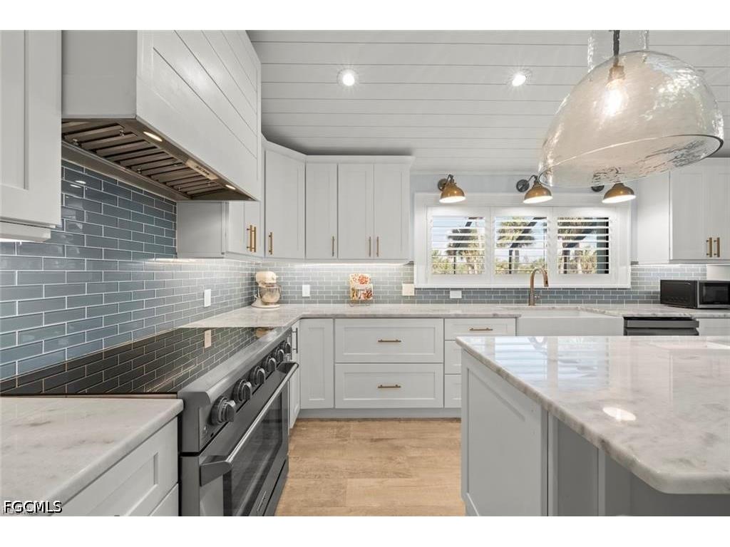 4775 Rue Helene Sanibel FL 33957 2026025009 image15